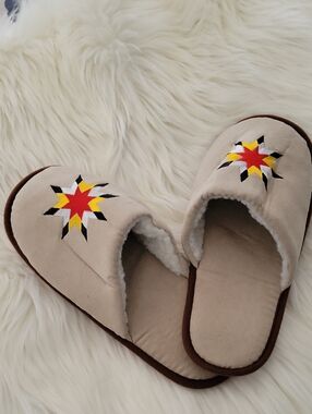 Cozy Beige Embroidered Star Slippers - Comfort Slip-Ons FREE W/ $10 Bundle